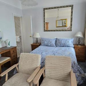 Shoreline Accommodation